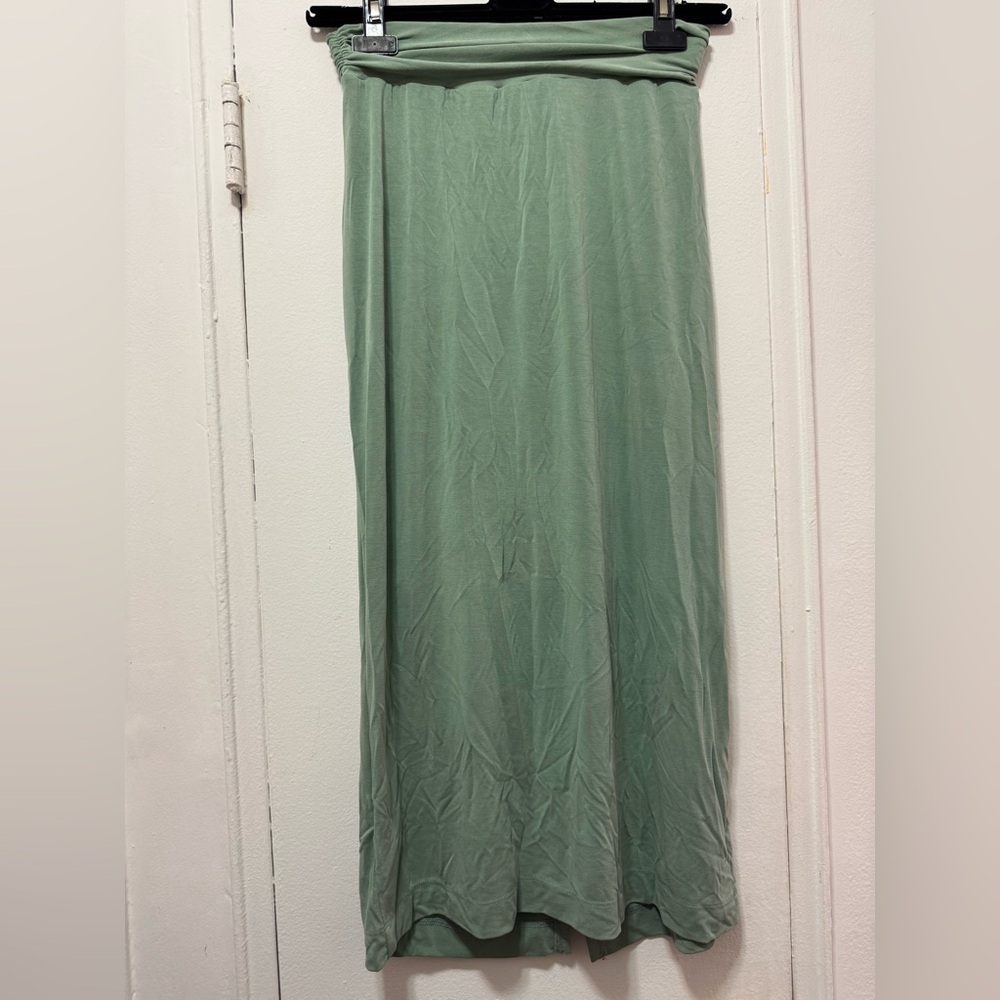 Anthropologie Jersey Midi Skirt in Sage Green Size Small with slit - Picture 9 of 9